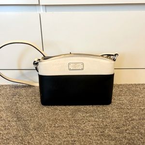 Small Kate Spade Cross body bag